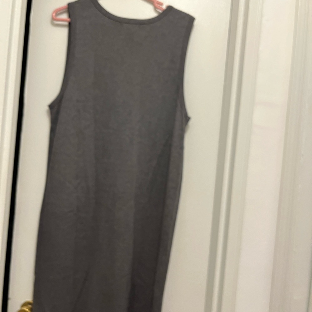 Dress - Picture 3 of 4